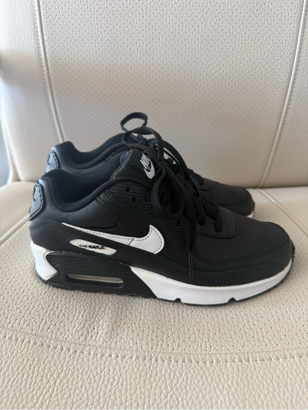 Size 6W/ 4.5boy’s - Nike Air Max 90 Black & White Sneakers